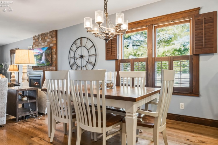 1209 Prairie Street, Marblehead, 43440, 5 Bedrooms Bedrooms, ,3 BathroomsBathrooms,Residential,For Sale,Prairie,20260478