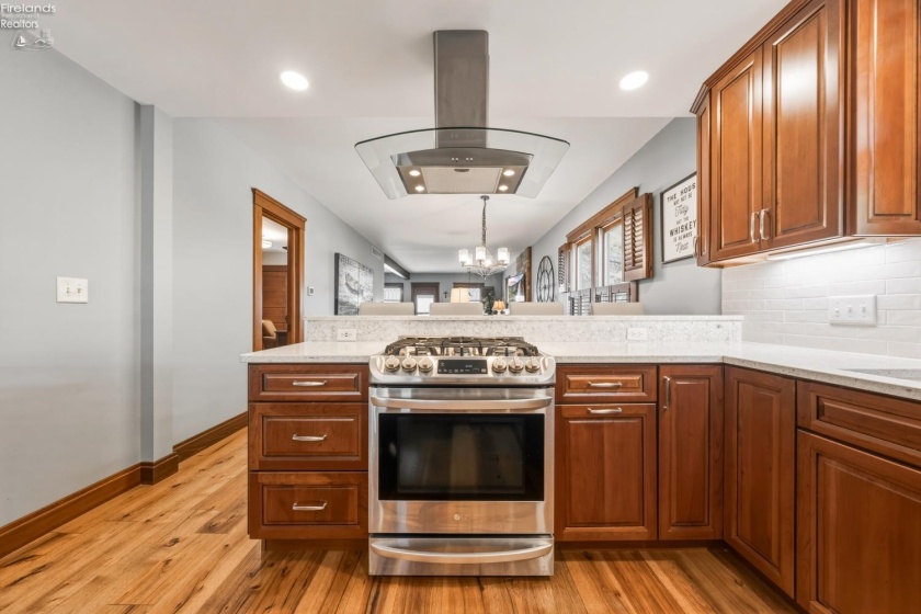 1209 Prairie Street, Marblehead, 43440, 5 Bedrooms Bedrooms, ,3 BathroomsBathrooms,Residential,For Sale,Prairie,20260478