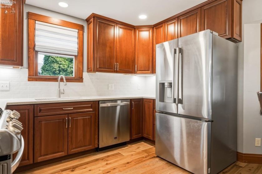 1209 Prairie Street, Marblehead, 43440, 5 Bedrooms Bedrooms, ,3 BathroomsBathrooms,Residential,For Sale,Prairie,20260478