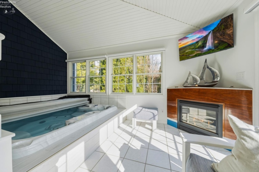 1209 Prairie Street, Marblehead, 43440, 5 Bedrooms Bedrooms, ,3 BathroomsBathrooms,Residential,For Sale,Prairie,20260478