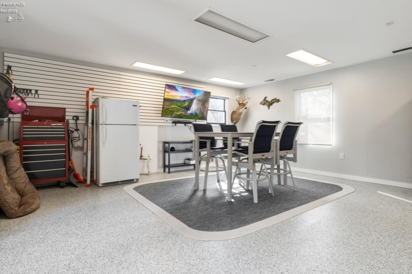 1209 Prairie Street, Marblehead, 43440, 5 Bedrooms Bedrooms, ,3 BathroomsBathrooms,Residential,For Sale,Prairie,20260478