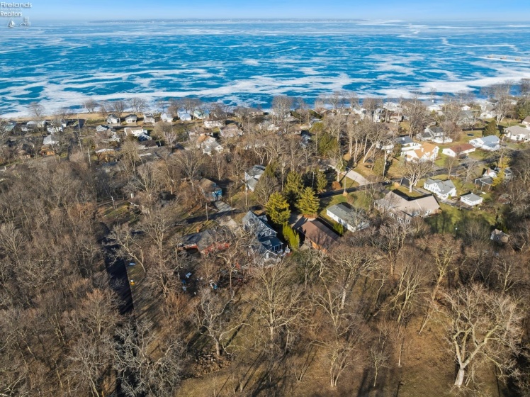 1209 Prairie Street, Marblehead, 43440, 5 Bedrooms Bedrooms, ,3 BathroomsBathrooms,Residential,For Sale,Prairie,20260478