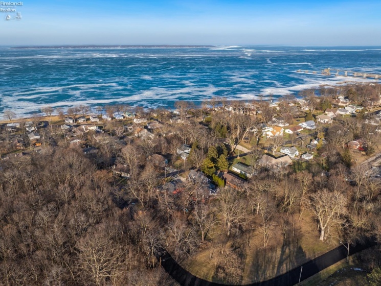 1209 Prairie Street, Marblehead, 43440, 5 Bedrooms Bedrooms, ,3 BathroomsBathrooms,Residential,For Sale,Prairie,20260478