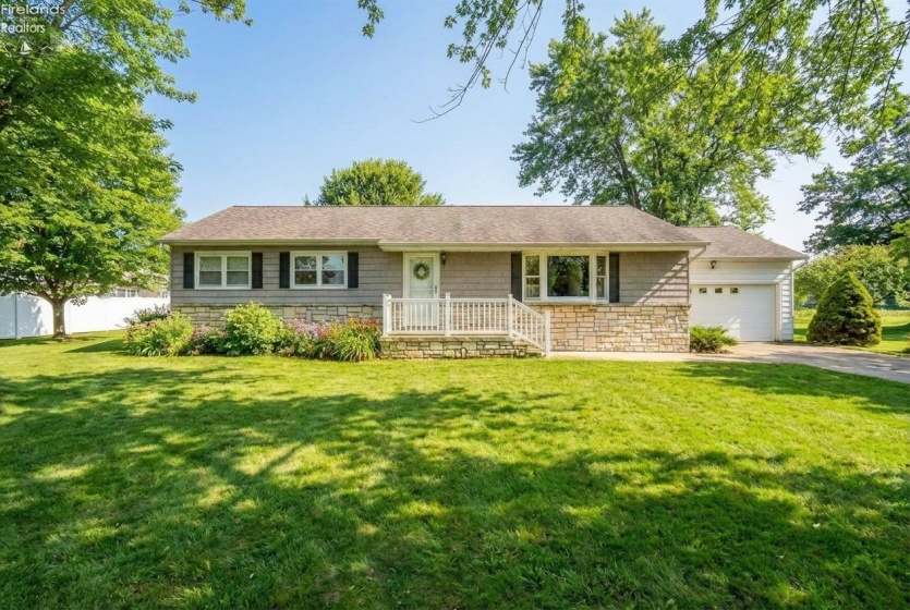 152 Meadow Lane, Clyde, 43410, 3 Bedrooms Bedrooms, ,1 BathroomBathrooms,Residential,For Sale,Meadow,20260446