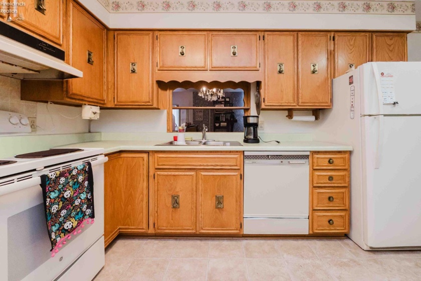 152 Meadow Lane, Clyde, 43410, 3 Bedrooms Bedrooms, ,1 BathroomBathrooms,Residential,For Sale,Meadow,20260446