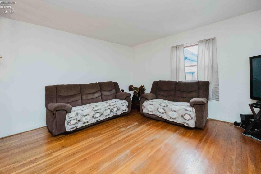 152 Meadow Lane, Clyde, 43410, 3 Bedrooms Bedrooms, ,1 BathroomBathrooms,Residential,For Sale,Meadow,20260446