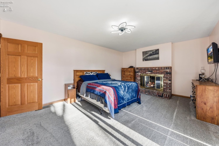 18 Milan Manor Drive, Milan, 44846, 5 Bedrooms Bedrooms, ,4 BathroomsBathrooms,Residential,For Sale,Milan Manor,20260433