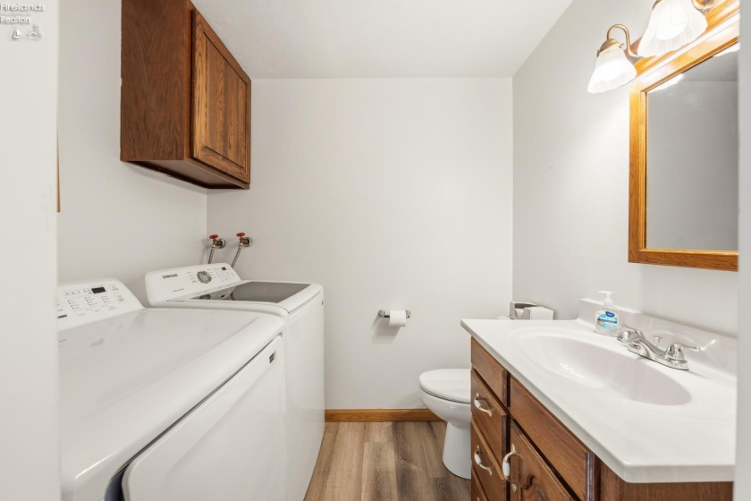 18 Milan Manor Drive, Milan, 44846, 5 Bedrooms Bedrooms, ,4 BathroomsBathrooms,Residential,For Sale,Milan Manor,20260433