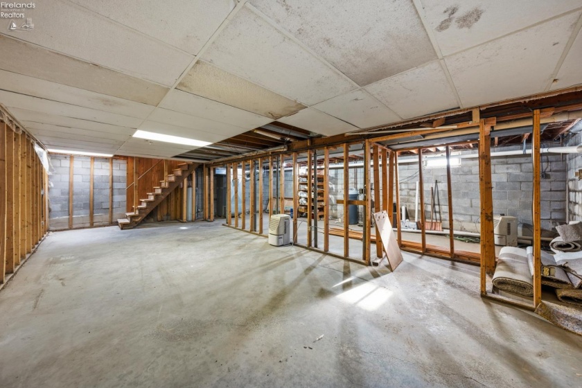 18 Milan Manor Drive, Milan, 44846, 5 Bedrooms Bedrooms, ,4 BathroomsBathrooms,Residential,For Sale,Milan Manor,20260433