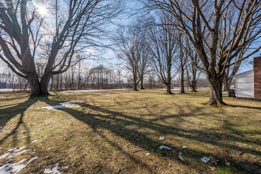 18 Milan Manor Drive, Milan, 44846, 5 Bedrooms Bedrooms, ,4 BathroomsBathrooms,Residential,For Sale,Milan Manor,20260433