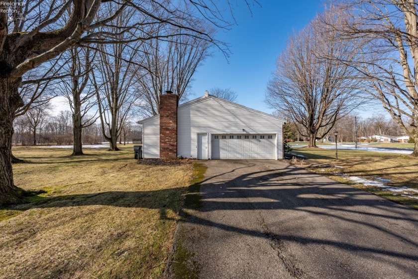 18 Milan Manor Drive, Milan, 44846, 5 Bedrooms Bedrooms, ,4 BathroomsBathrooms,Residential,For Sale,Milan Manor,20260433