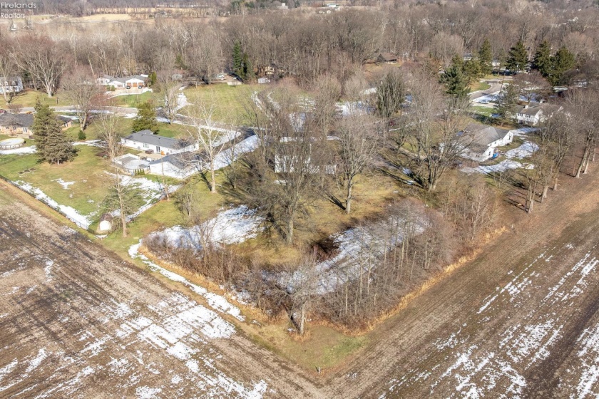 18 Milan Manor Drive, Milan, 44846, 5 Bedrooms Bedrooms, ,4 BathroomsBathrooms,Residential,For Sale,Milan Manor,20260433