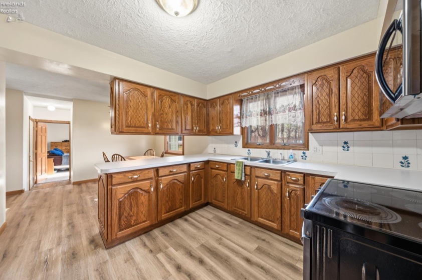 18 Milan Manor Drive, Milan, 44846, 5 Bedrooms Bedrooms, ,4 BathroomsBathrooms,Residential,For Sale,Milan Manor,20260433