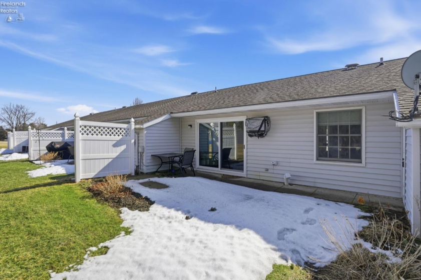 721 Creekside Drive, Huron, 44839, 2 Bedrooms Bedrooms, ,2 BathroomsBathrooms,Residential,For Sale,Creekside,20260477