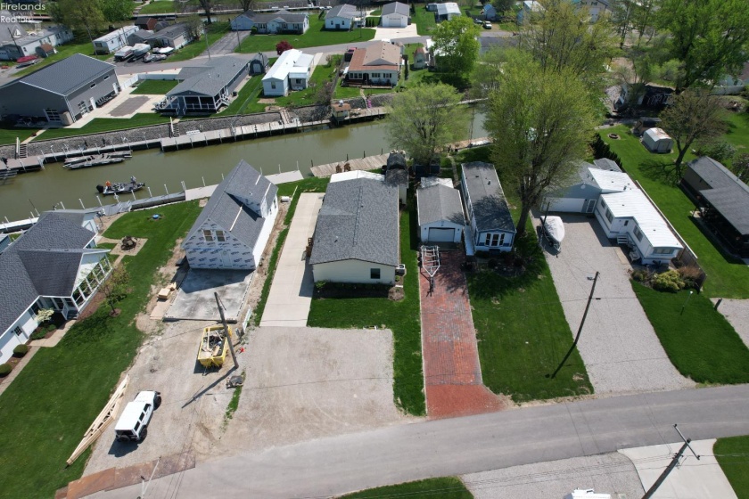 2860 Risingsun Road, Port Clinton, 43452, 3 Bedrooms Bedrooms, ,2 BathroomsBathrooms,Residential,For Sale,Risingsun,20260491