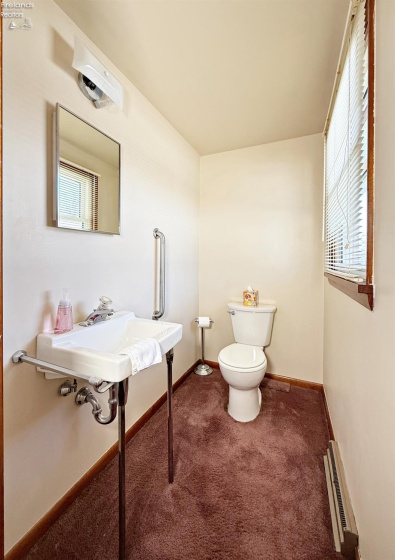 332 Elm Avenue, Tiffin, 44883, 3 Bedrooms Bedrooms, ,2 BathroomsBathrooms,Residential,For Sale,Elm Avenue,20260497