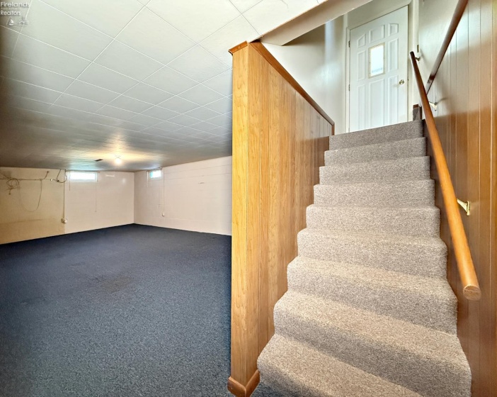 332 Elm Avenue, Tiffin, 44883, 3 Bedrooms Bedrooms, ,2 BathroomsBathrooms,Residential,For Sale,Elm Avenue,20260497