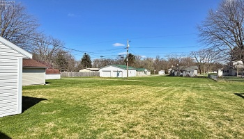 332 Elm Avenue, Tiffin, 44883, 3 Bedrooms Bedrooms, ,2 BathroomsBathrooms,Residential,For Sale,Elm Avenue,20260497