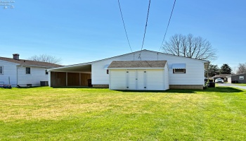 332 Elm Avenue, Tiffin, 44883, 3 Bedrooms Bedrooms, ,2 BathroomsBathrooms,Residential,For Sale,Elm Avenue,20260497