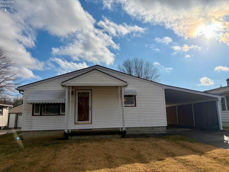 332 Elm Avenue, Tiffin, 44883, 3 Bedrooms Bedrooms, ,2 BathroomsBathrooms,Residential,For Sale,Elm Avenue,20260497