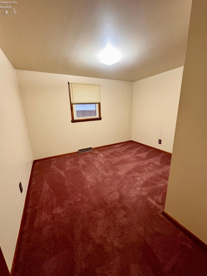 332 Elm Avenue, Tiffin, 44883, 3 Bedrooms Bedrooms, ,2 BathroomsBathrooms,Residential,For Sale,Elm Avenue,20260497