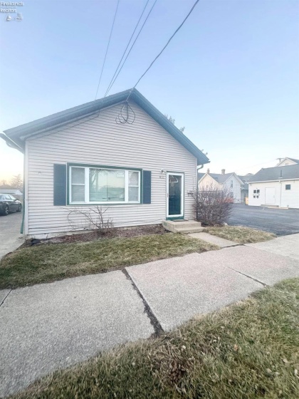 421 Scott Street, Sandusky, 44870, 3 Bedrooms Bedrooms, ,1 BathroomBathrooms,Residential,For Sale,Scott,20260508