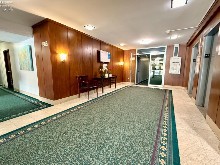 11820 Edgewater Drive, Lakewood, 44107, 3 Bedrooms Bedrooms, ,3 BathroomsBathrooms,Residential,For Sale,Edgewater,20260510