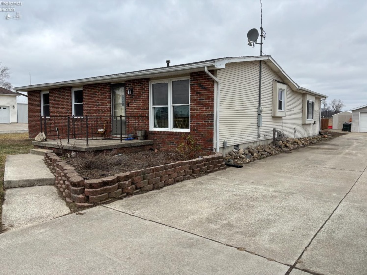 7430 County Road 67, Gibsonburg, 43431, 3 Bedrooms Bedrooms, ,2 BathroomsBathrooms,Residential,For Sale,County Road 67,20260486