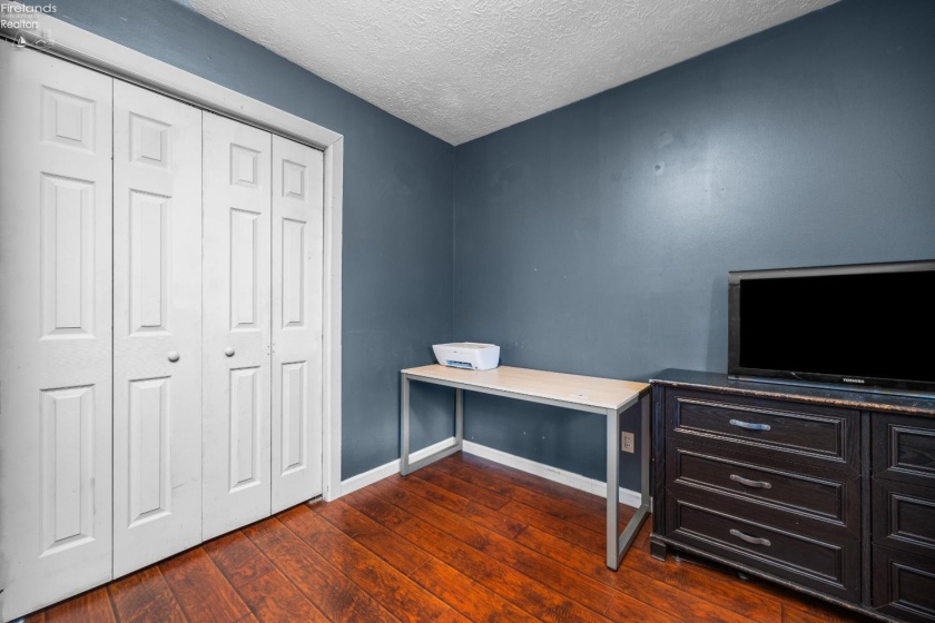 4888 Mapleview, Vermilion, 44089, 3 Bedrooms Bedrooms, ,1 BathroomBathrooms,Residential,For Sale,Mapleview,20260390