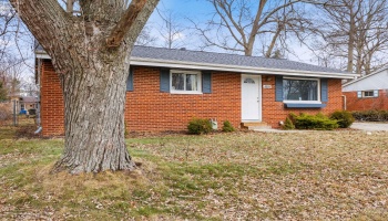 4888 Mapleview, Vermilion, 44089, 3 Bedrooms Bedrooms, ,1 BathroomBathrooms,Residential,For Sale,Mapleview,20260390