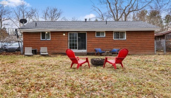 4888 Mapleview, Vermilion, 44089, 3 Bedrooms Bedrooms, ,1 BathroomBathrooms,Residential,For Sale,Mapleview,20260390