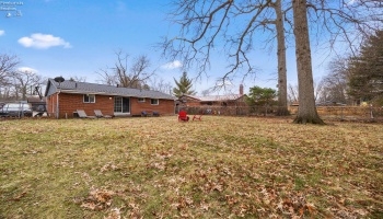 4888 Mapleview, Vermilion, 44089, 3 Bedrooms Bedrooms, ,1 BathroomBathrooms,Residential,For Sale,Mapleview,20260390