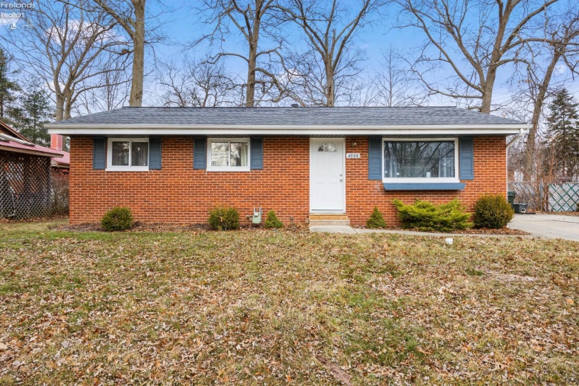 4888 Mapleview, Vermilion, 44089, 3 Bedrooms Bedrooms, ,1 BathroomBathrooms,Residential,For Sale,Mapleview,20260390