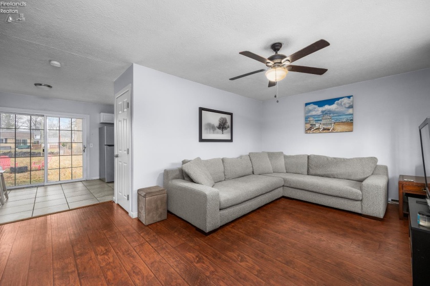 4888 Mapleview, Vermilion, 44089, 3 Bedrooms Bedrooms, ,1 BathroomBathrooms,Residential,For Sale,Mapleview,20260390