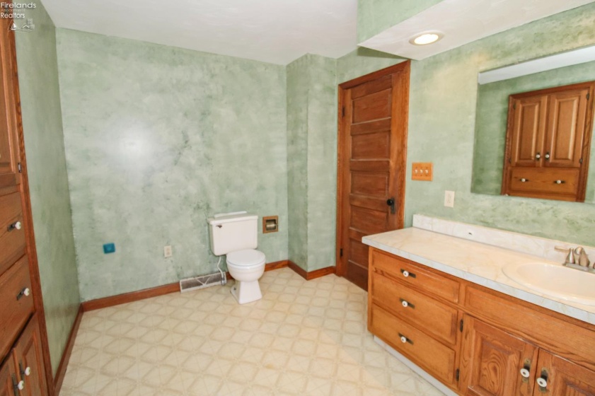 135 Attwood Terrace, Bellevue, 44811, 3 Bedrooms Bedrooms, ,2 BathroomsBathrooms,Residential,For Sale,Attwood,20260371