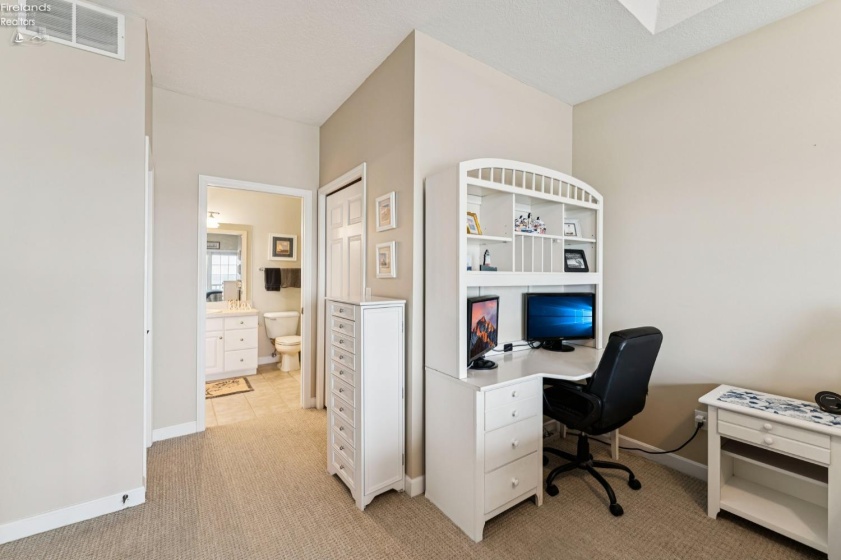 2812 Whispering Shores, Vermilion, 44089, 2 Bedrooms Bedrooms, ,2 BathroomsBathrooms,Residential,For Sale,Whispering Shores,20260392