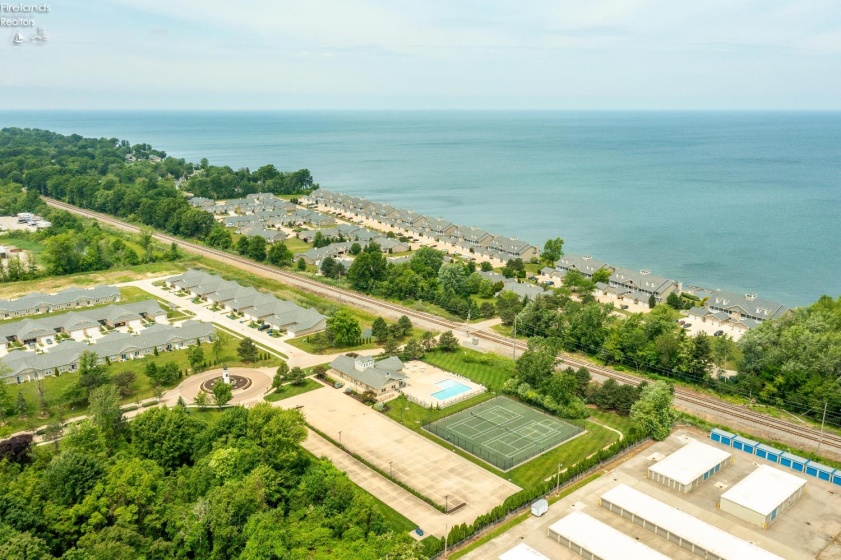 2812 Whispering Shores, Vermilion, 44089, 2 Bedrooms Bedrooms, ,2 BathroomsBathrooms,Residential,For Sale,Whispering Shores,20260392