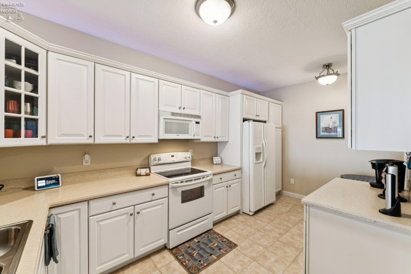 2812 Whispering Shores, Vermilion, 44089, 2 Bedrooms Bedrooms, ,2 BathroomsBathrooms,Residential,For Sale,Whispering Shores,20260392