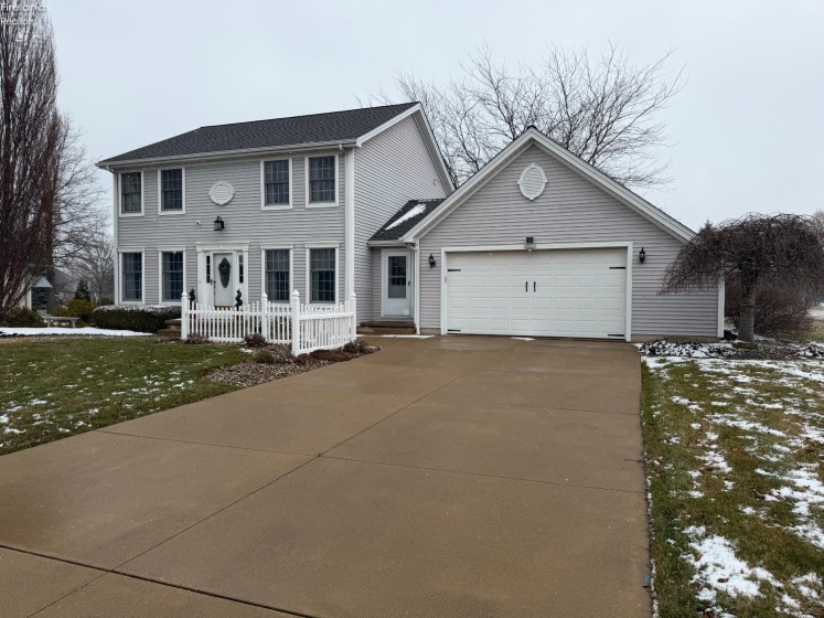 720 Tracht Meadows Drive, Huron, 44839, 4 Bedrooms Bedrooms, ,3 BathroomsBathrooms,Residential,For Sale,Tracht Meadows,20260527