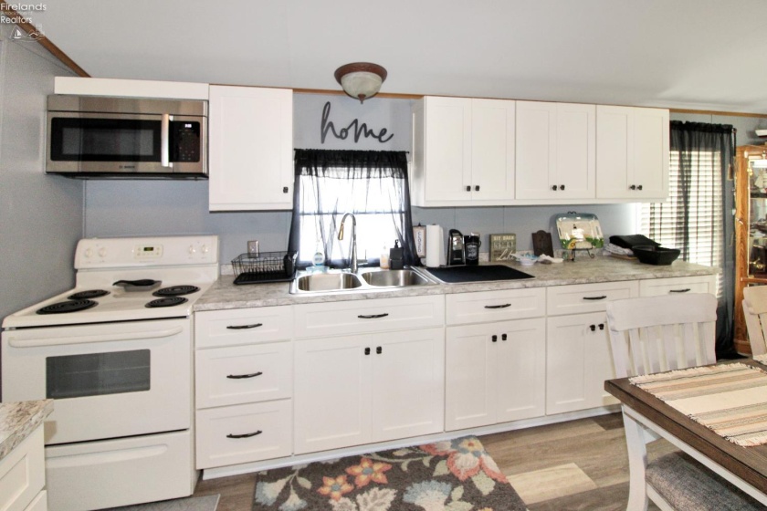 1660 Compass Avenue, Port Clinton, 43452, 3 Bedrooms Bedrooms, ,2 BathroomsBathrooms,Residential,For Sale,Compass,20260536