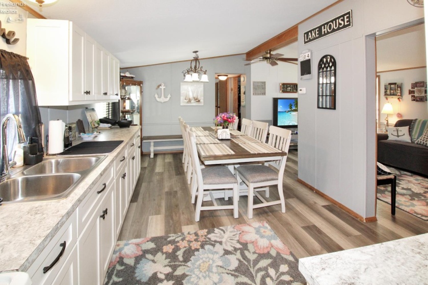 1660 Compass Avenue, Port Clinton, 43452, 3 Bedrooms Bedrooms, ,2 BathroomsBathrooms,Residential,For Sale,Compass,20260536