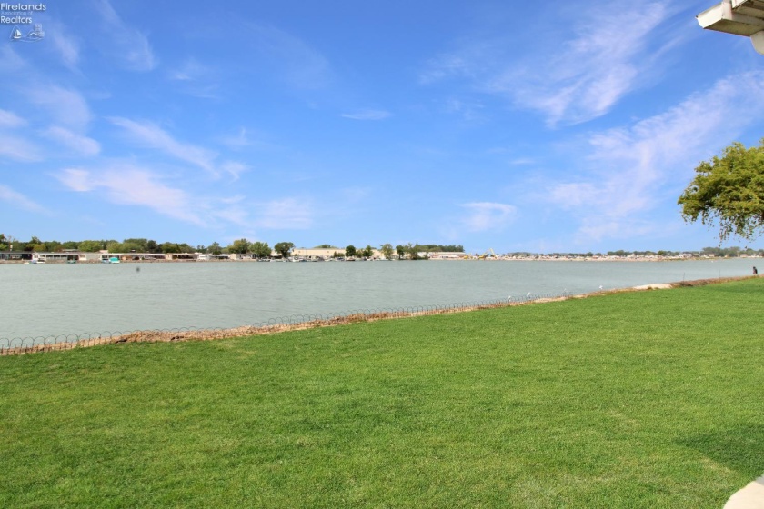 1660 Compass Avenue, Port Clinton, 43452, 3 Bedrooms Bedrooms, ,2 BathroomsBathrooms,Residential,For Sale,Compass,20260536