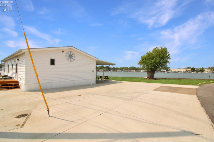1660 Compass Avenue, Port Clinton, 43452, 3 Bedrooms Bedrooms, ,2 BathroomsBathrooms,Residential,For Sale,Compass,20260536