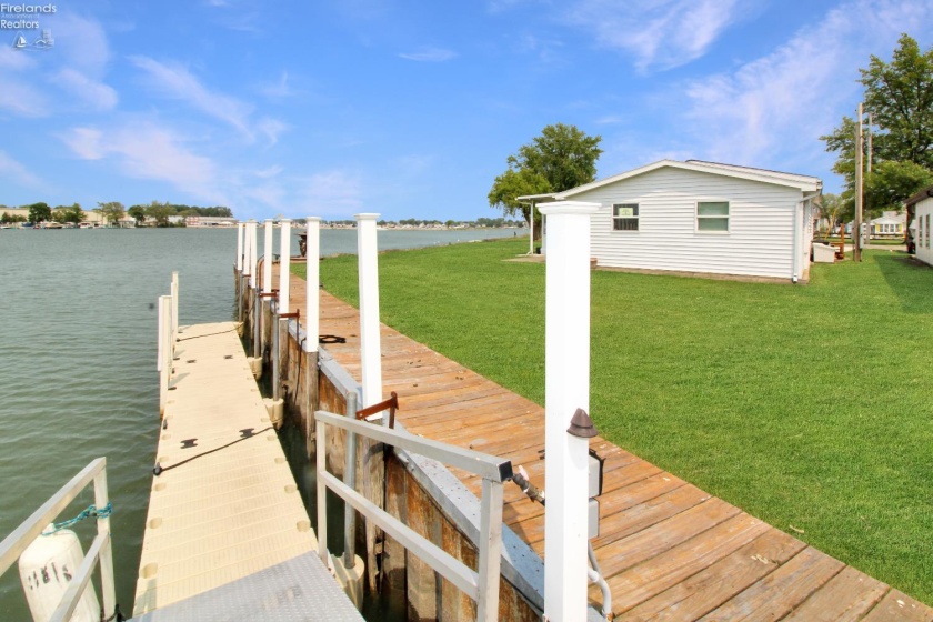 1660 Compass Avenue, Port Clinton, 43452, 3 Bedrooms Bedrooms, ,2 BathroomsBathrooms,Residential,For Sale,Compass,20260536