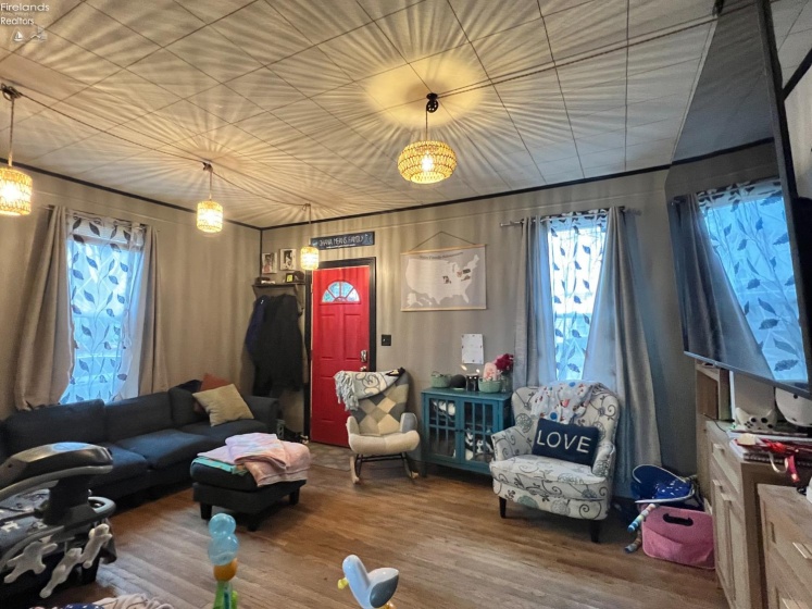 132 Coe Street, Tiffin, 44883, 2 Bedrooms Bedrooms, ,1 BathroomBathrooms,Residential,For Sale,Coe,20260538