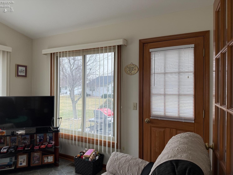 318 Country Meadows Drive, Oak Harbor, 43449, 2 Bedrooms Bedrooms, ,2 BathroomsBathrooms,Residential,For Sale,Country Meadows,20260482