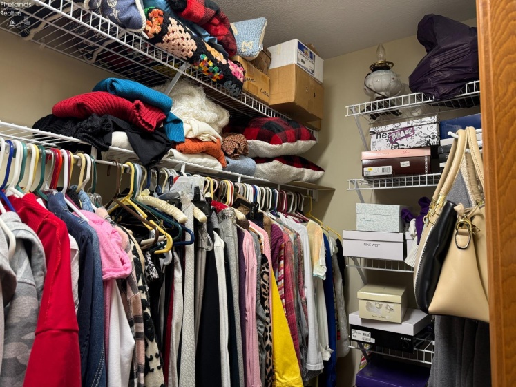 318 Country Meadows Drive, Oak Harbor, 43449, 2 Bedrooms Bedrooms, ,2 BathroomsBathrooms,Residential,For Sale,Country Meadows,20260482