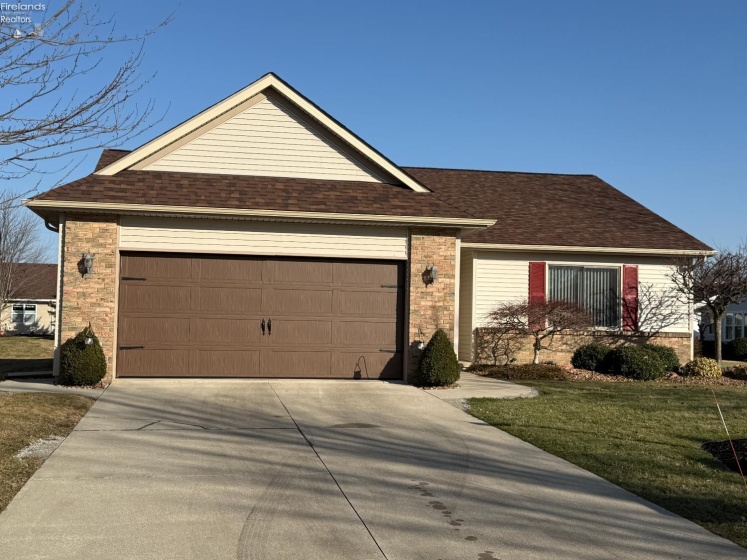 318 Country Meadows Drive, Oak Harbor, 43449, 2 Bedrooms Bedrooms, ,2 BathroomsBathrooms,Residential,For Sale,Country Meadows,20260482