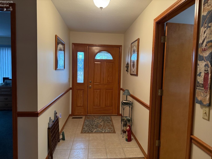 318 Country Meadows Drive, Oak Harbor, 43449, 2 Bedrooms Bedrooms, ,2 BathroomsBathrooms,Residential,For Sale,Country Meadows,20260482