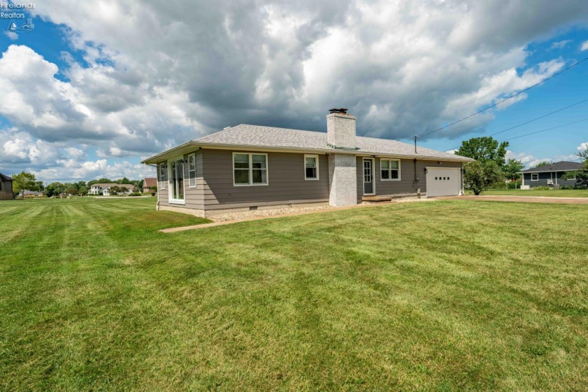 1982 Fulton Street, Port Clinton, 43452, 2 Bedrooms Bedrooms, ,1 BathroomBathrooms,Residential,For Sale,Fulton,20260540